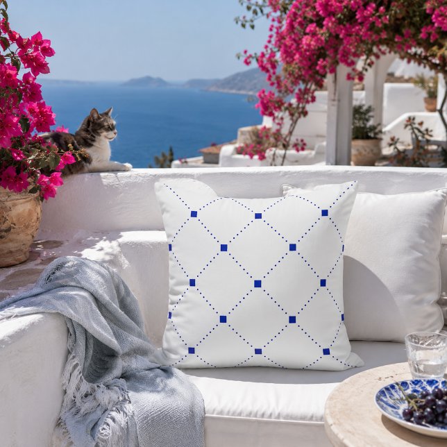 Almofada Geométrica Azul (Greek-inspired blue geometric pillow bringing timeless Mediterranean elegance outdoors.)