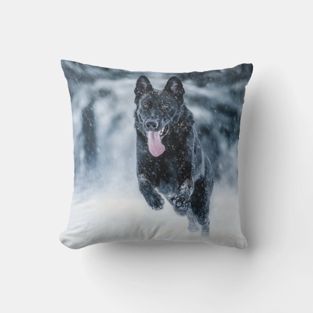 Almofada German shepherd preto no Cobrir da escova de neve (Frente)