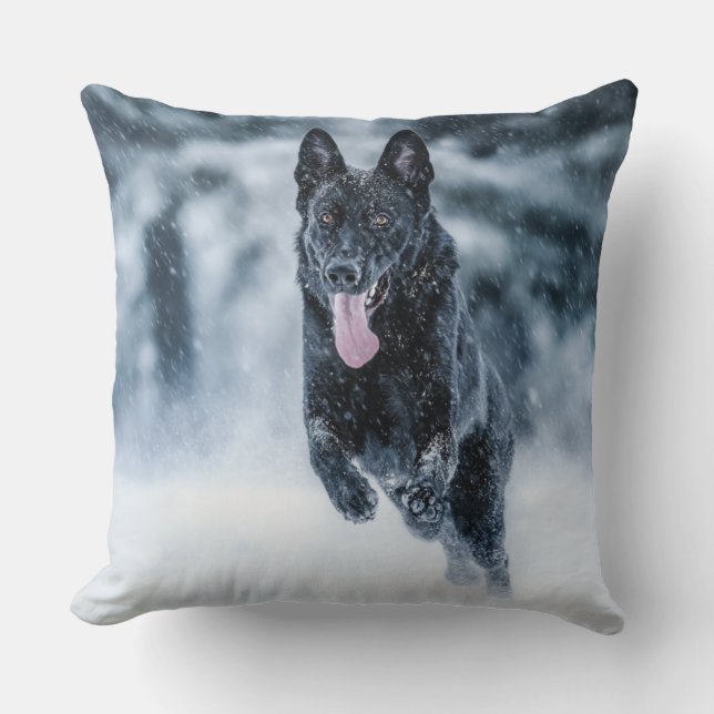 Almofada German shepherd preto no Cobrir da escova de neve (Frente)