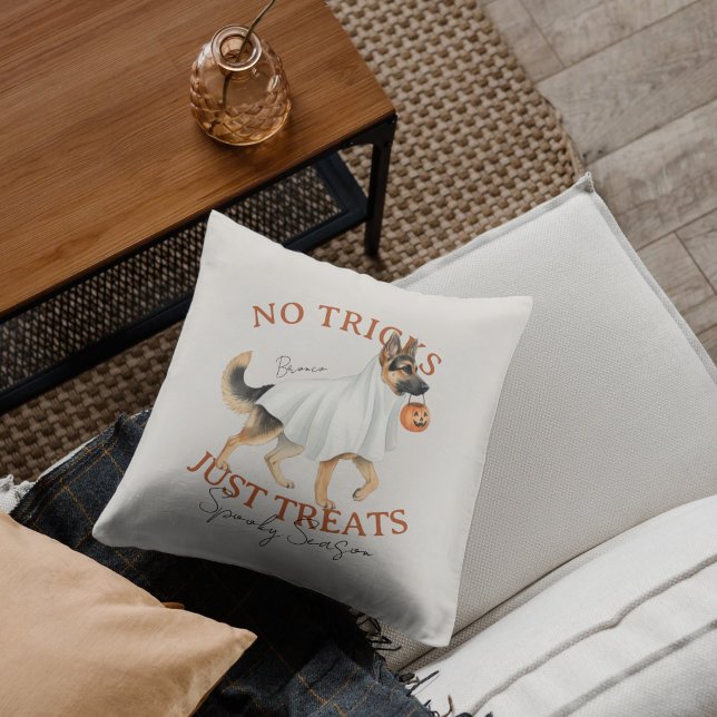 Almofada Ghost Costume Dog German shepherd Spooky Season (Elevate your fall home decor with this Ghost Costume Dog German Shepherd Spooky Season throw pillow!)
