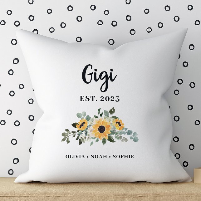 Almofada Gigi | Girassol e Nomes Russos Bonito (A pretty, elegant floral pillow for your Gigi)