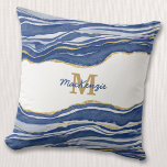 Almofada Glitter Dourado de Agato Azul de Monograma<br><div class="desc">Indigo azul aquarela agate marble design com detalhes falsos de ouro. Mude o nome e o monograma inicial para personalizar.</div>