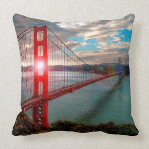 Almofada Golden gate bridge com o Sun que brilha