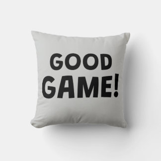 Almofada Good Game! | Bold Typography Gamer Throw Pillow