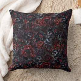 Almofada Gothic Black Cat & Dark Flowers Pattern