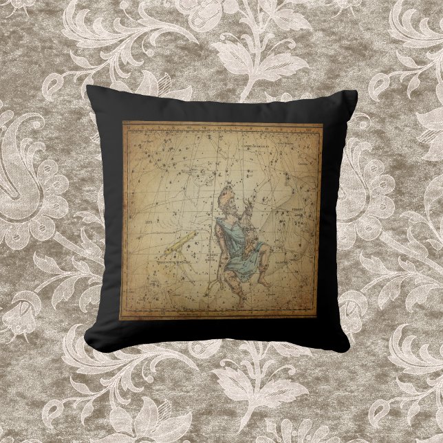 Almofada Gráfico Vintage - Constelação Auriga - Preto (Criador carregado)