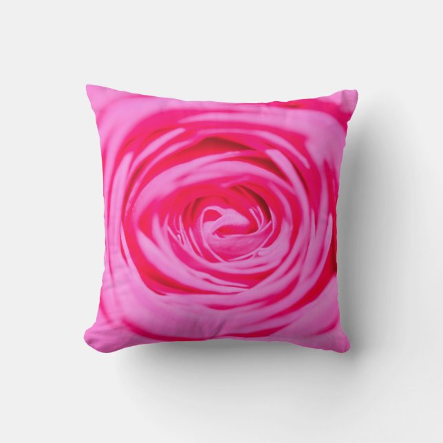 Almofada grande rosa Bud close-up, com o backgrou de efeito (Frente)