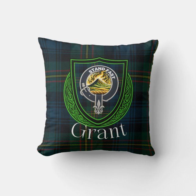 Almofada Grant Scottish Clan Tartan & Crest Throw Pillow (Frente)
