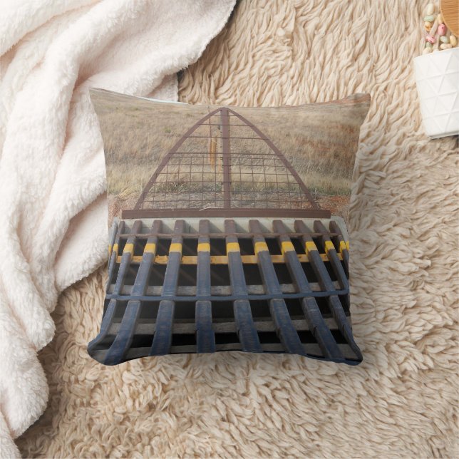 Almofada Grata De Bovinos Na Estrada Gravel. Wyoming, Oeste (Cobertor)