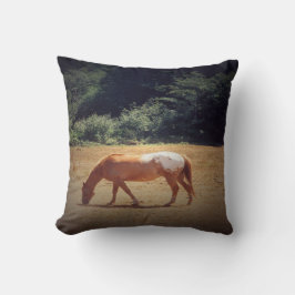 Almofada Grazing Palomino....