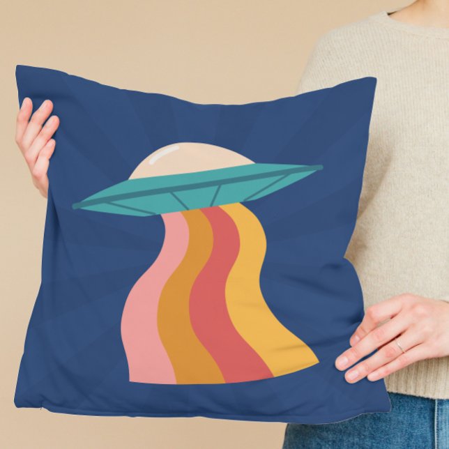Almofada Groovy Retro Alienígena Espachante Arco-Íris (Groovy Retro Alien Spaceship Rainbow Throw Pillow UFO college dorm room decor decoration toss pillow)