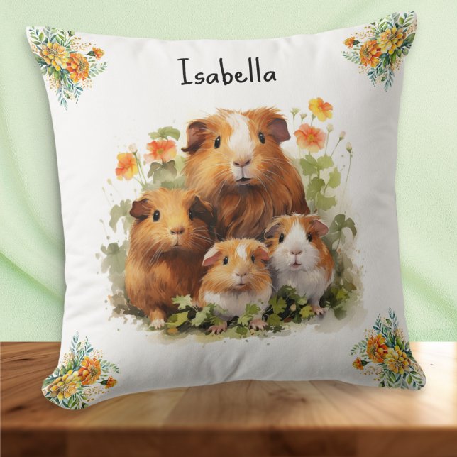 Almofada Guineus Marigold Flowers Cute Personalizado (A cute personalized pillow, with illustration of four adorable guinea pigs among flowers)