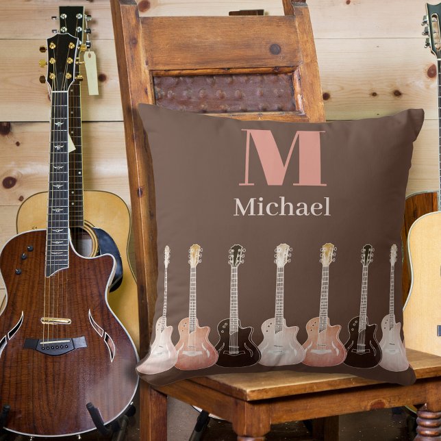 Almofada Guitarista Monograma Guitares Brown (Guitar lovers monogram brown rustic pillow)