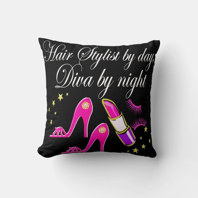 ALMOFADA HAIR STYLIST POR DIA, DIVA POR NOITE (Frente)
