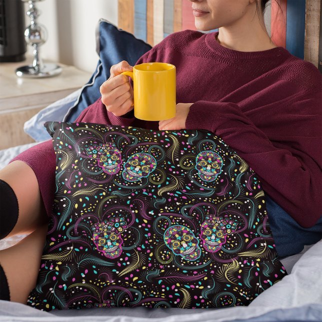 Almofada Halloween de Skulls abstrato Coloridos (Criador carregado)