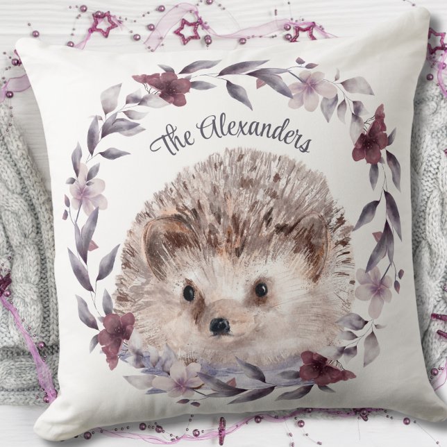 Almofada Hedgehog Cute Woodland Watercolor Nome Monograma (Hedgehog Cute Watercolor Illustration Monogram Name Throw Pillow)