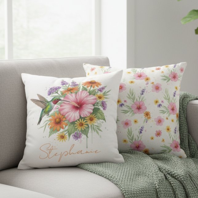 Almofada Hummingbird Garden Pillow – Personalized Floral (Floral hummingbird decorative pillow)