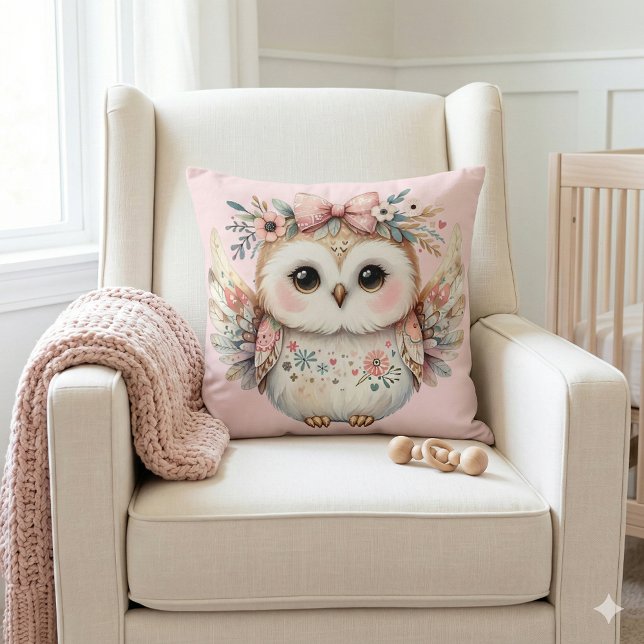 Almofada Ilustração de Coruja Kawaii Boho (Kawaii Boho Owl Illustration Pink Throw Pillow Mockup A)