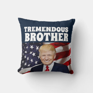 ALMOFADA IRMÃO DONALD TRUMP LANÇA TREFOS