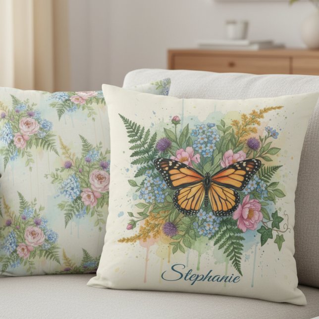 Almofada Jardim de Borboletas – Presente Romântico de Anive (Personalized floral monarch butterfly throw pillow)