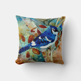 Almofada Jay azul na árvore