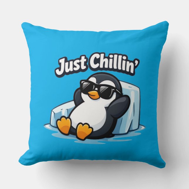 Almofada JUST CHILLING PINGUIN Throw Pillow (Frente)