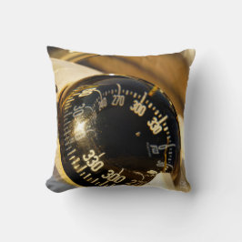 Almofada Kompas helpt navigeren en koer behouden. 