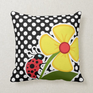 Almofada Ladybug em Bolinhas Pretas e Brancas