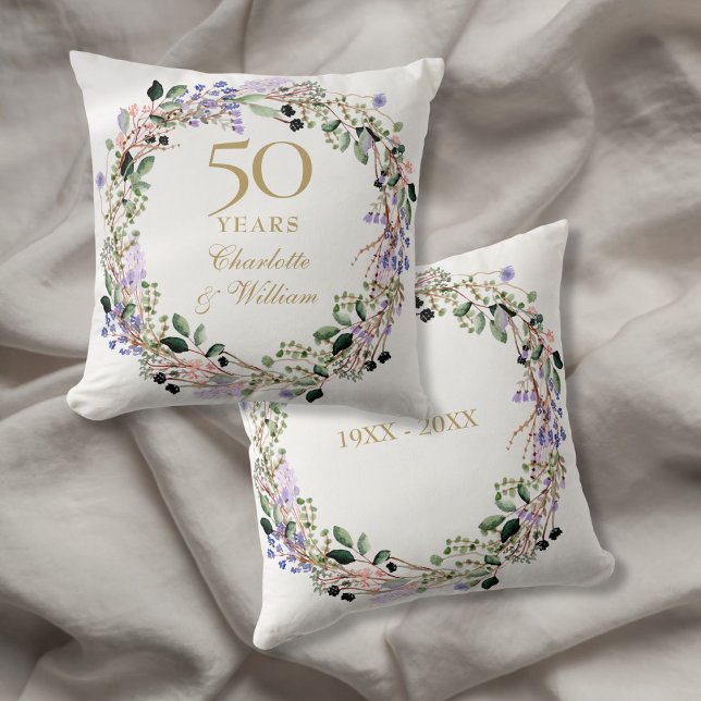 Almofada lavanda de aniversário de casamento do Ouro 50º Fl (50th Golden Wedding Anniversary Lavender Floral Throw Pillow)