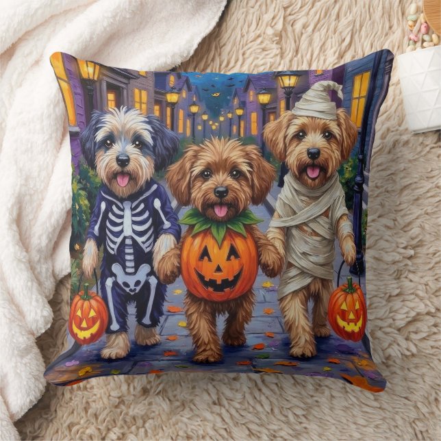 Almofada Lhasa Apso Trick-or-Tratating In Halloween (Cobertor)