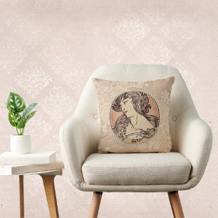 Almofada Linda Vintage Mulher com Pérolas Faux e rendas