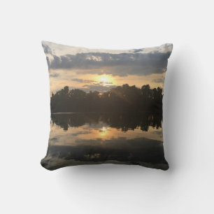 Almofada lindo POR DO SOL NO LAGO TENNESSEE