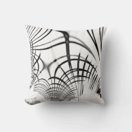 Almofada Linhas de cinza cruzadas nos lembram desenhos de g