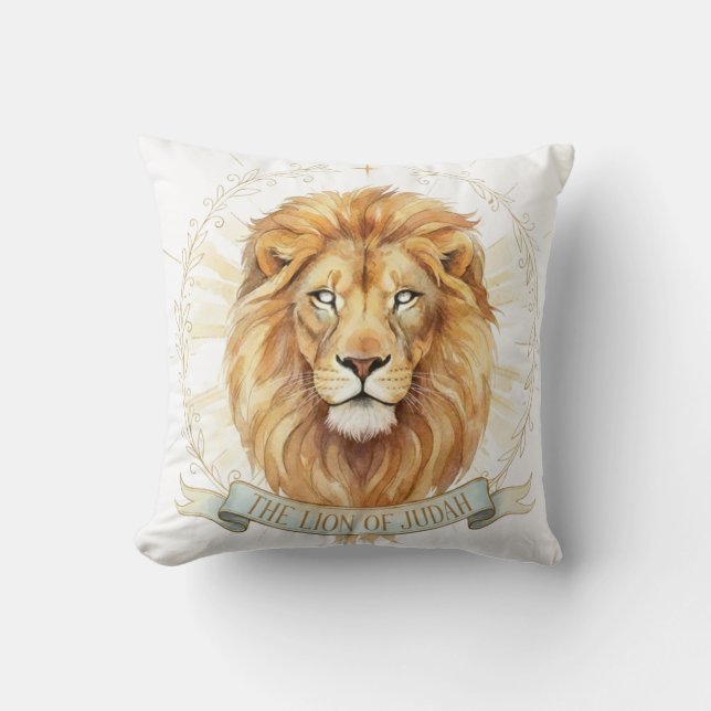 Almofada Lion of Judah Throw Pillow - Bold Christian Decor  (Frente)