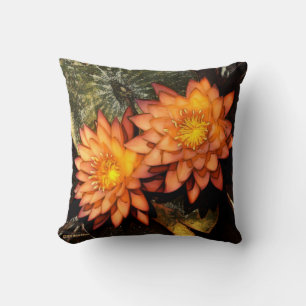 Almofada Lírios de Água Laranja Elegante