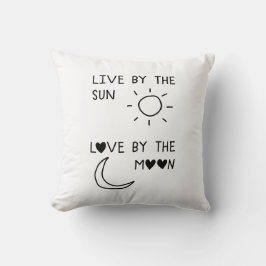 Almofada Live by the sun Love by the moon