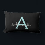 Almofada Lombar Aqua Teal Blue Script Girly Monographic Name<br><div class="desc">Aqua Teal Blue e Black Monograma Adicionam seu próprio nome Travesseiro lombar. Isto faz o doce e perfeito aniversário de 16 anos,  casamento,  chá de panela,  aniversário,  chá de fraldas ou festa de solteira presente para alguém que ama luxo de luxo e estilos quíticos.</div>