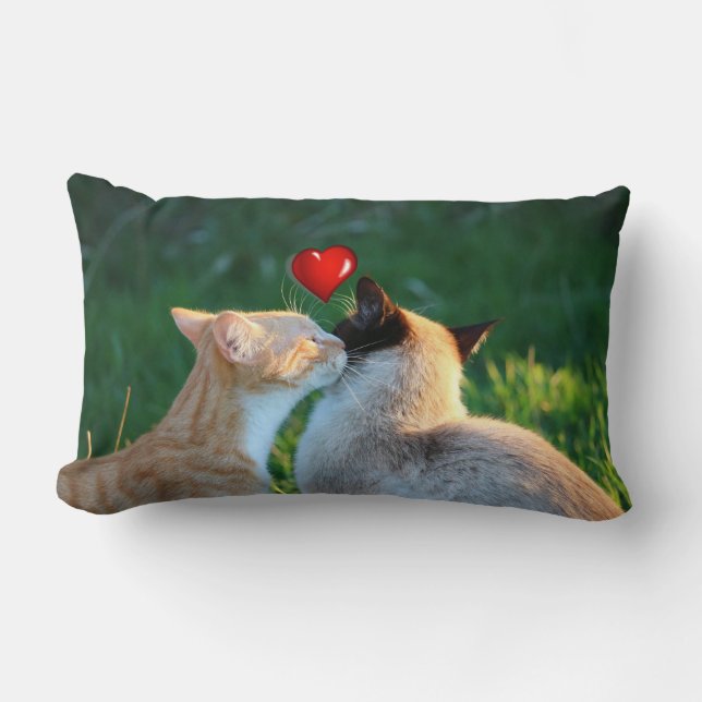 Almofada Lombar beijo gatinho (Frente)