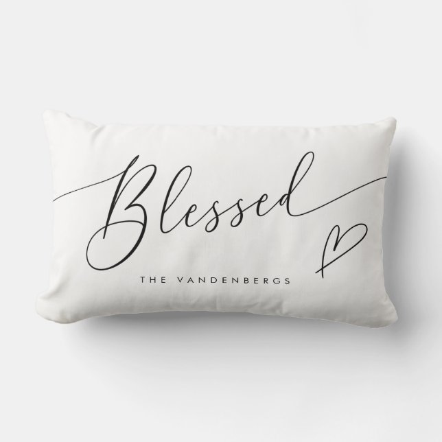 Almofada Lombar Blessed Modern Typography Heart Throw Pillow (Frente)