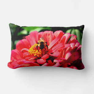 Almofada Lombar Bumble floral de coral vermelho elegante