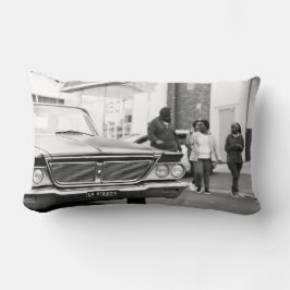 Almofada Lombar Carro Antigo Preto E Branco Monocromático Pessoas 