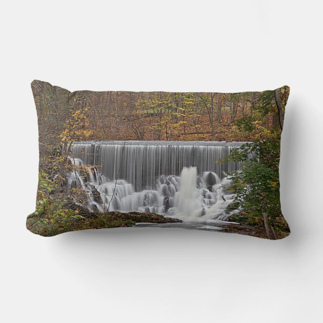 Almofada Lombar Cascata de madeira em cascata e folhagem de queda (Frente)