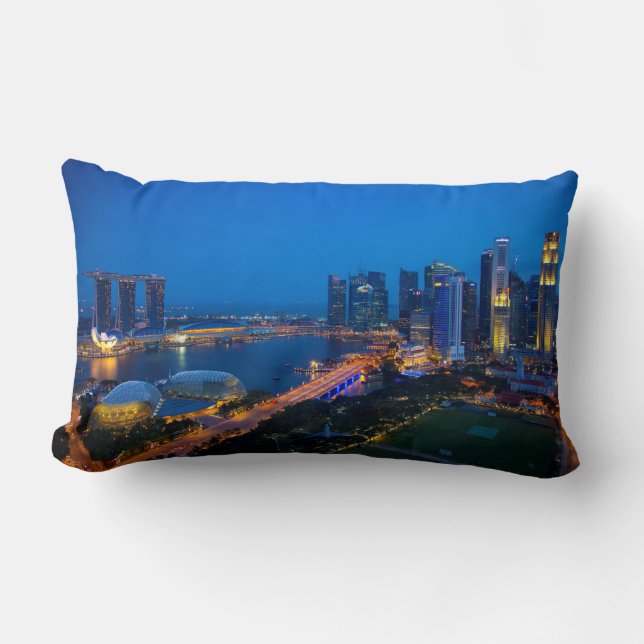 Almofada Lombar Centro de Singapura à noite (Frente)