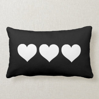 Almofada Lombar Corações preto e branco