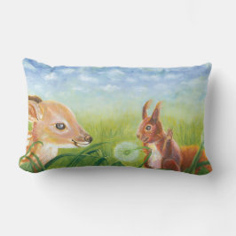 Almofada Lombar Corça deitada na grama e Esquilo