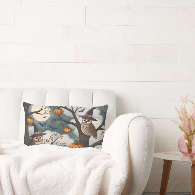 Almofada Lombar Corujas em galhos vestindo chapéu de bruxa (Criador carregado)