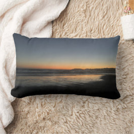 Almofada Lombar De Dusk Till Twilight Na Imagem De Foto Da Praia