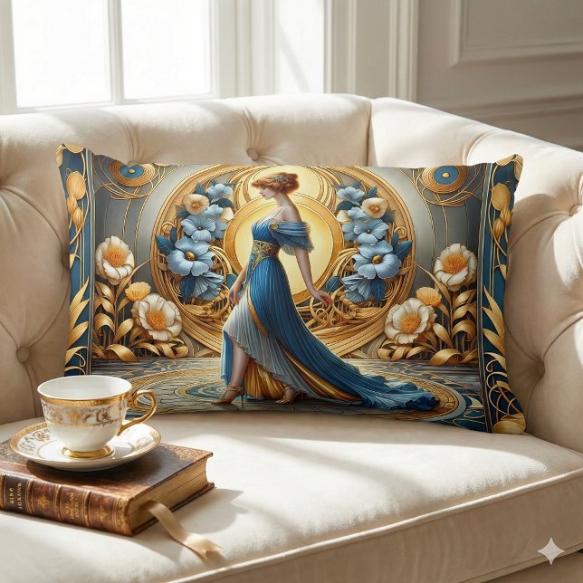 Almofada Lombar Deusa ouro na Arte Nouveau Bloom (Golden Goddess in Art Nouveau Bloom Lumbar Pillow Mockup A)