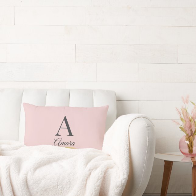 Almofada Lombar Elegant Blush Pink Monogram (Sofá)