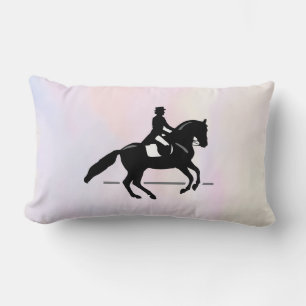 Almofada Lombar Elegante Dressage Rider em um Fundo de Aquarela